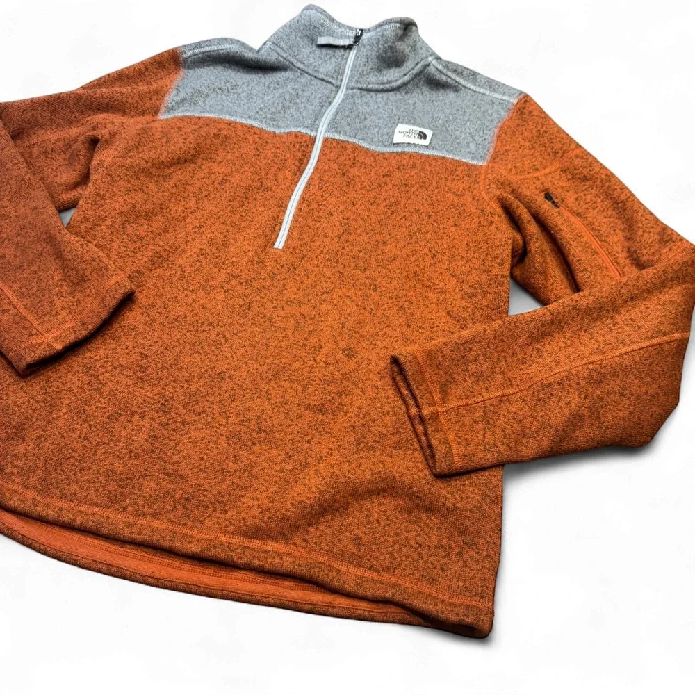 The North Face Mens Gordon Lyons Quarter Zip Fleece‎ Pullover Orange Gray M